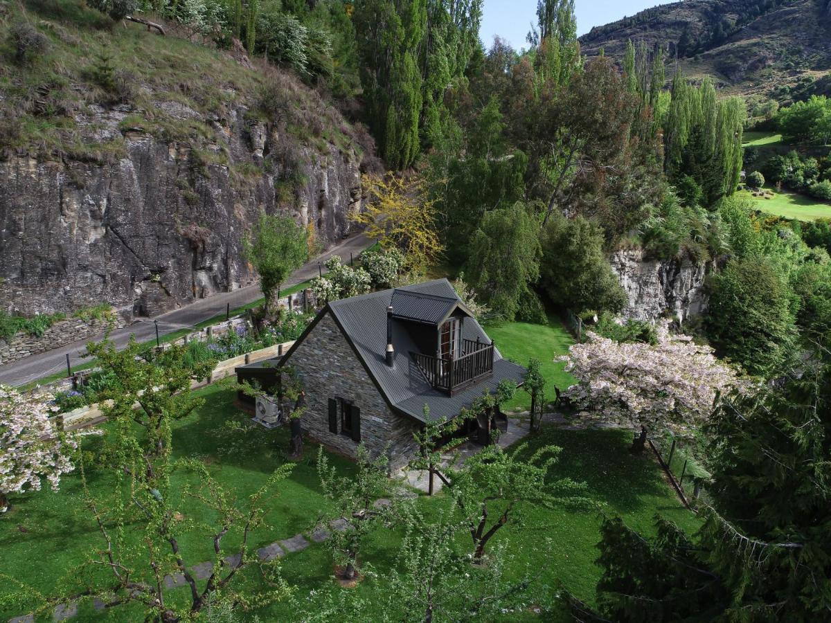 Trelawn Riverside Cottages Arthurs Point Eksteriør billede