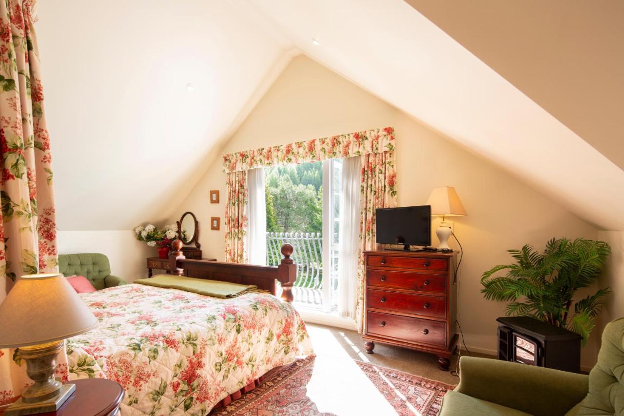 Trelawn Riverside Cottages Arthurs Point Eksteriør billede
